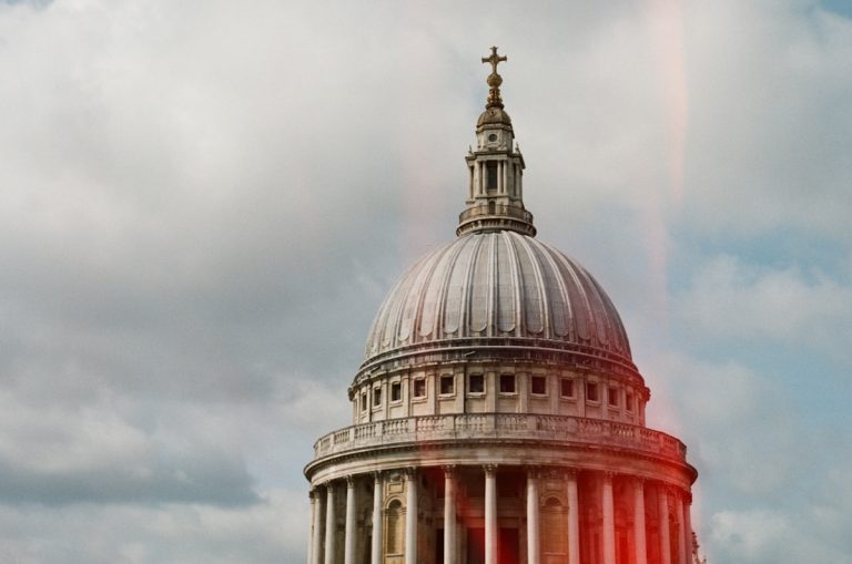 St Paul's Cathedral in London representing the UK angel network marketplace