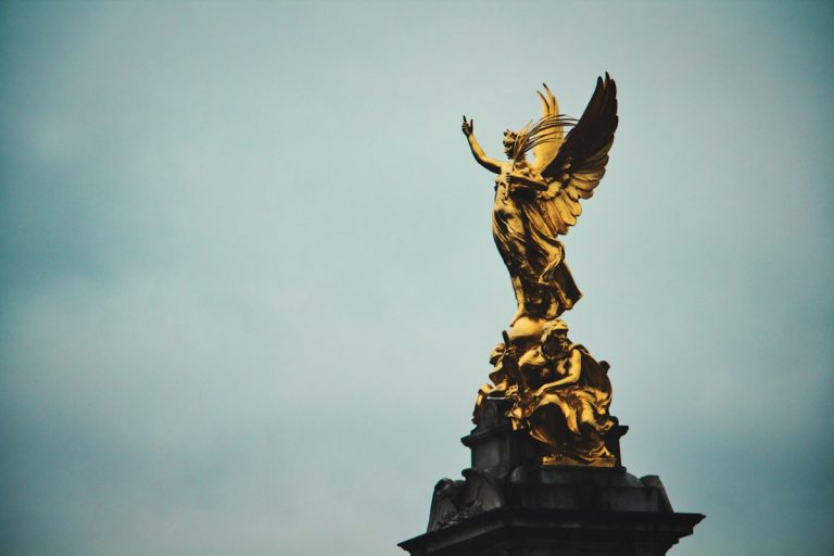Queen Victoria Memorial, Buckingham Palace, London